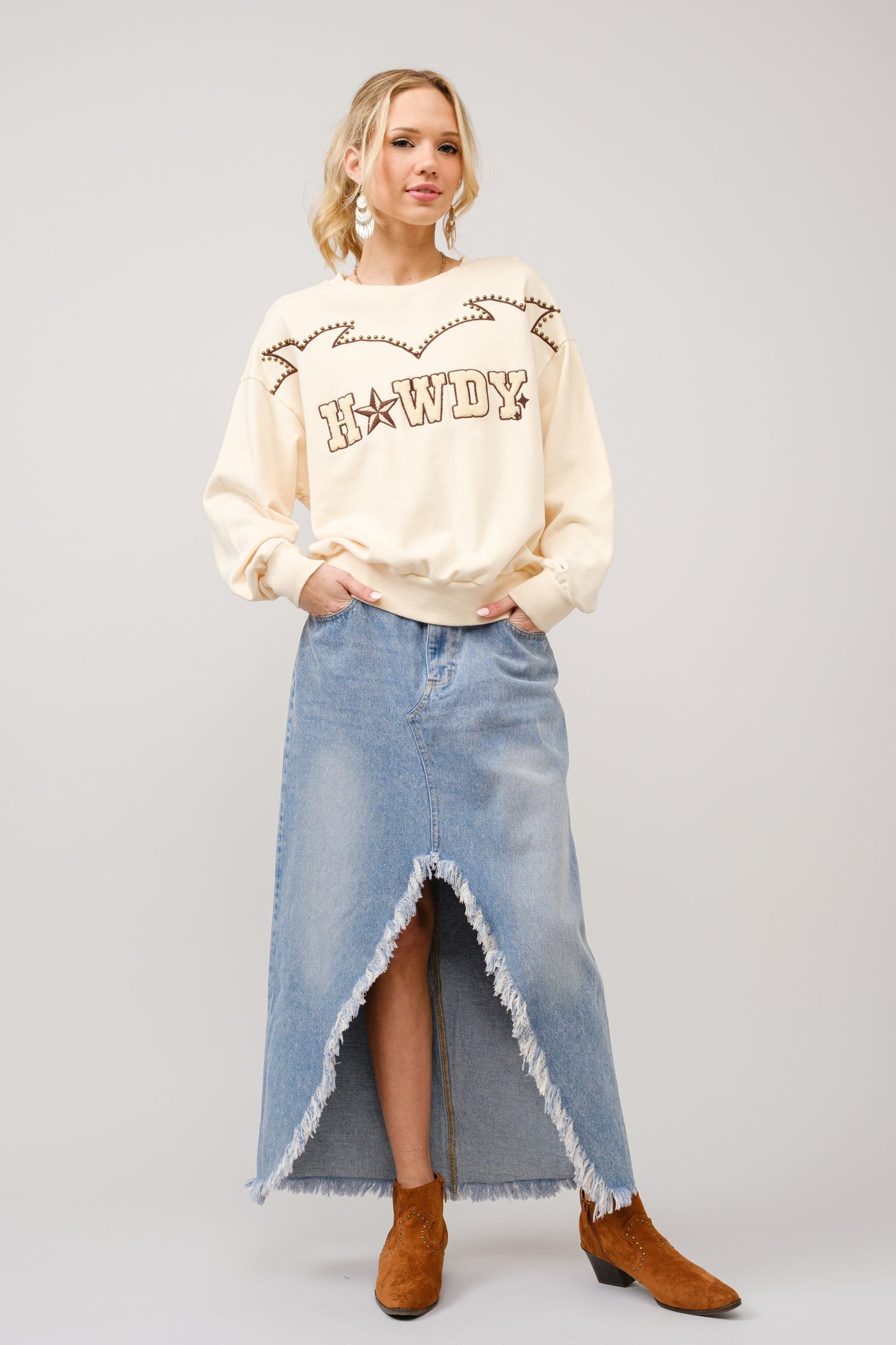 Howdy Embroidered & Studded Sweatshirt
