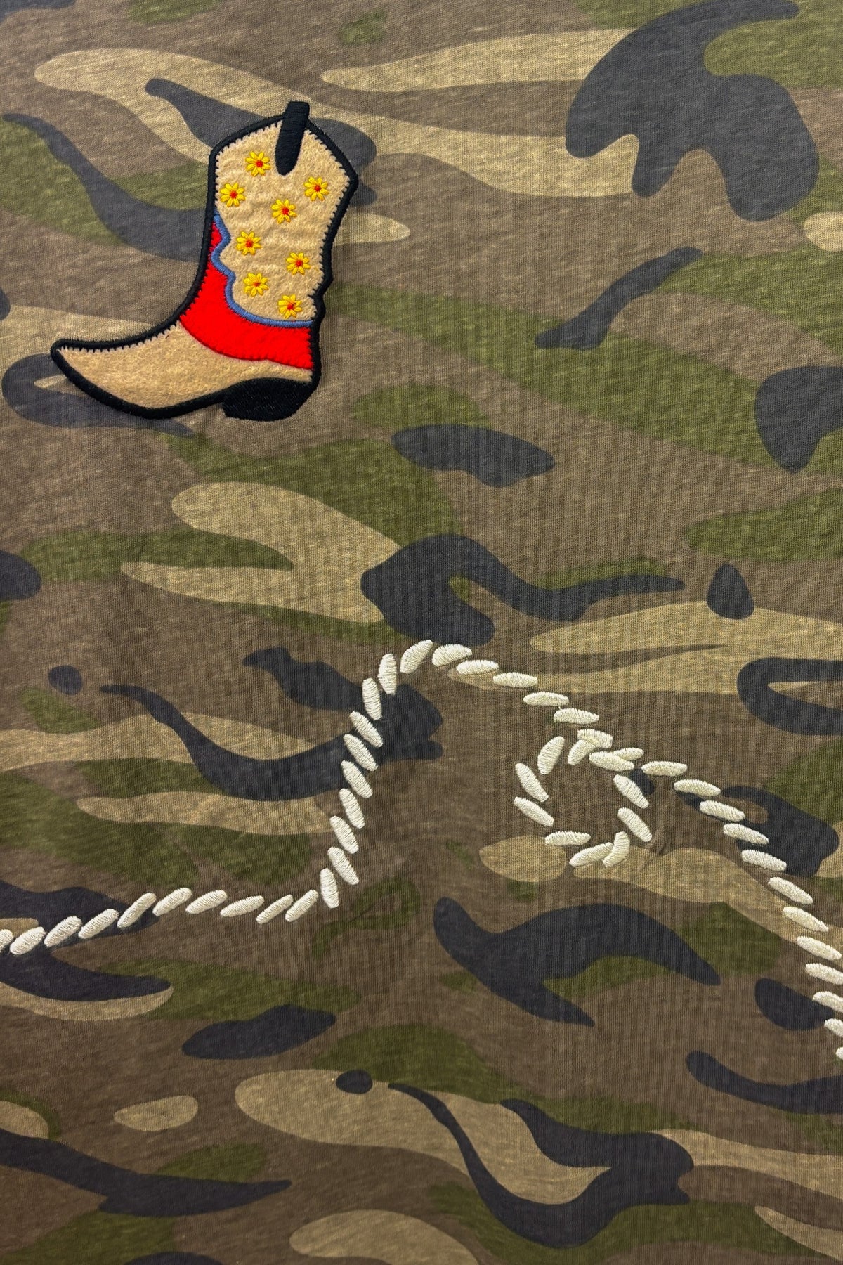 Sleeveless Camo Print Embroidered Top
