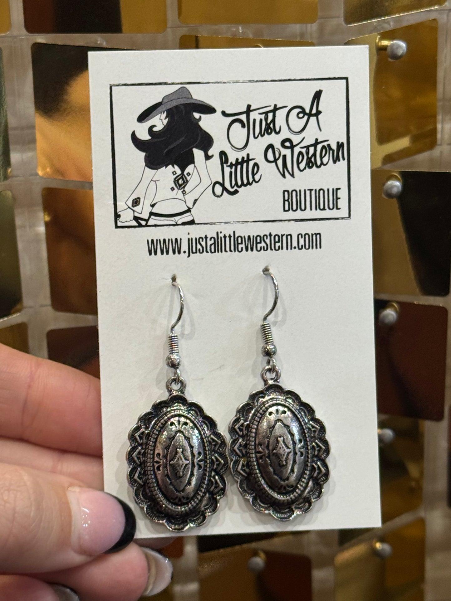 Oval Silver Dangle Earring