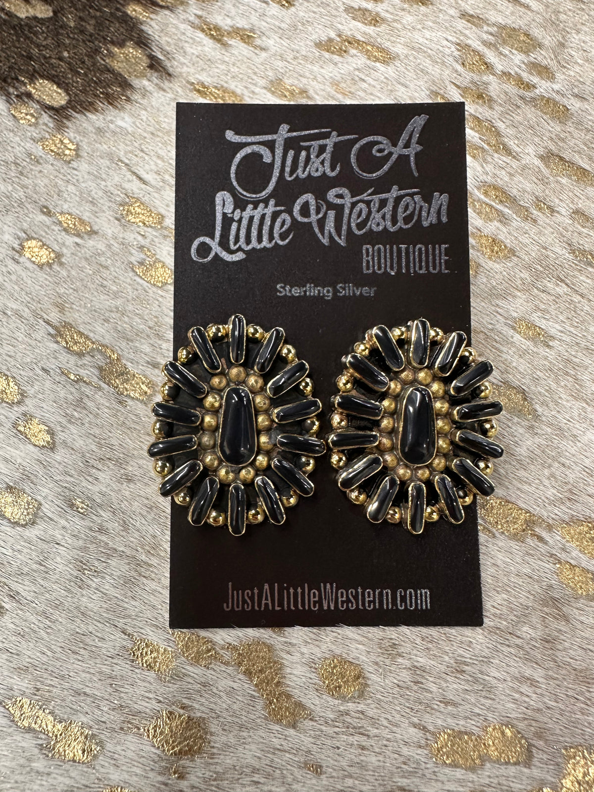 Brass Onyx Oval Cluster Earring