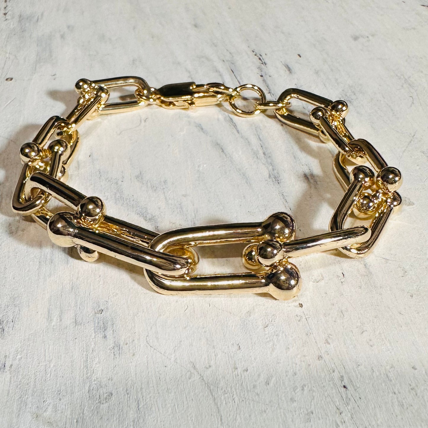 Gold Gradual Large Link Bracelet