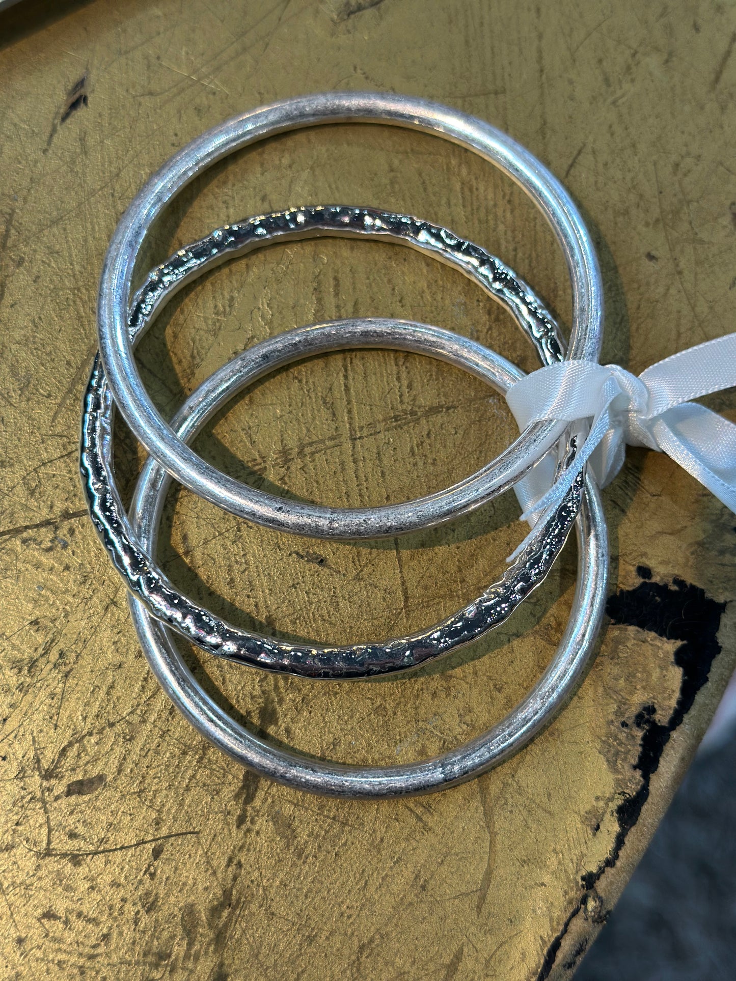 Washed Silver & Shiny Silver Bangle Set