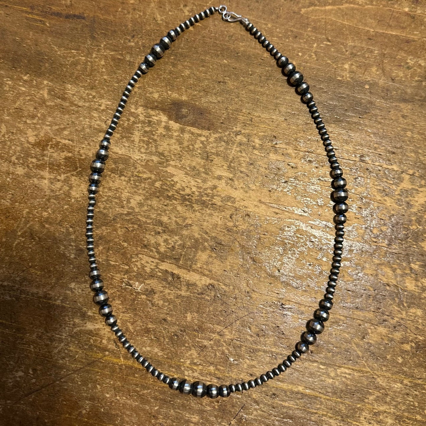 22'' Multi Sized Navajo Pearl Necklace