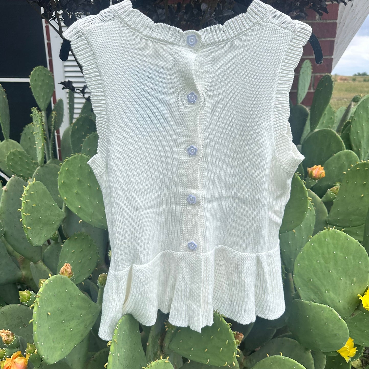 Off White Sleeveless Sweater