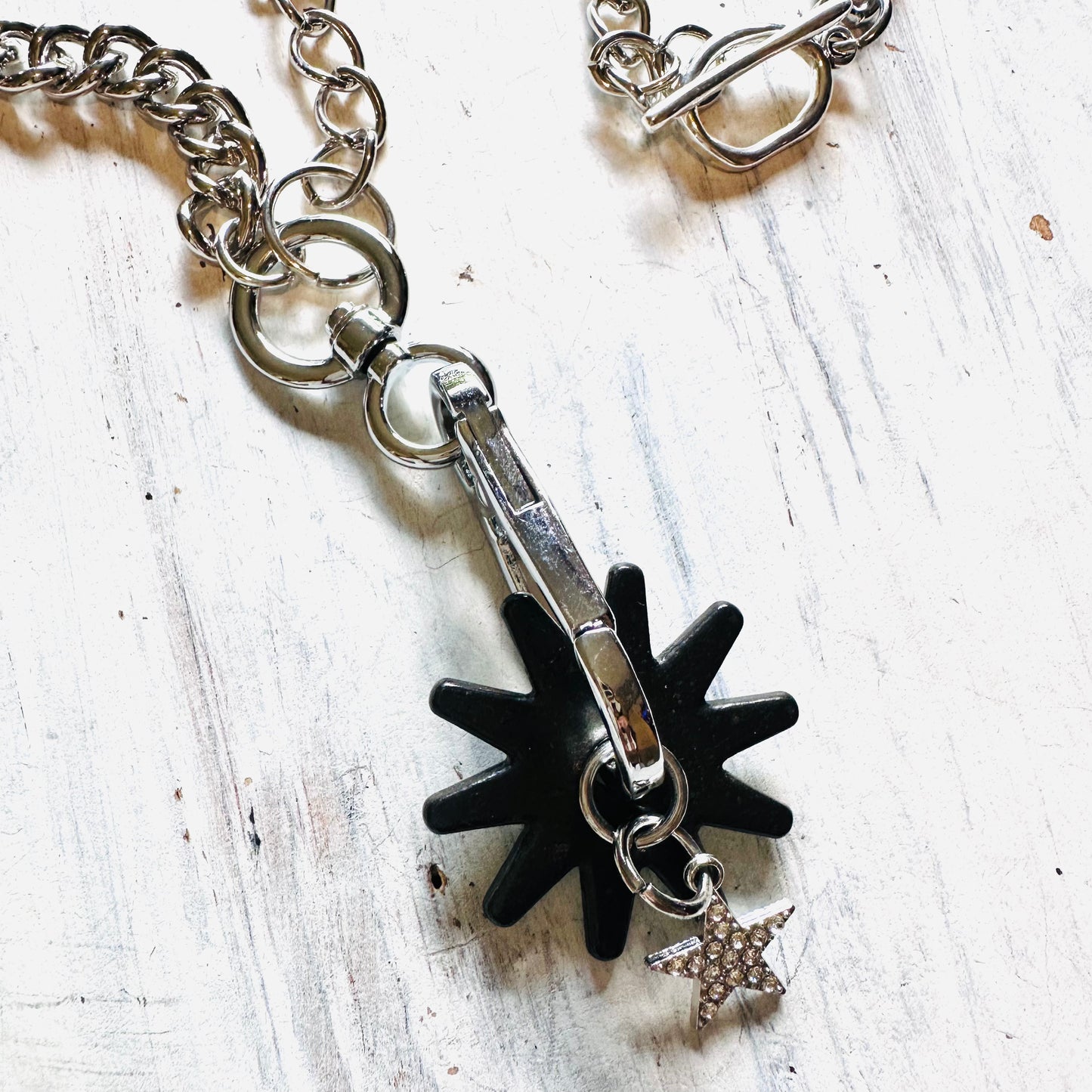26" Spur & Rhinestone Star Toggle Necklace