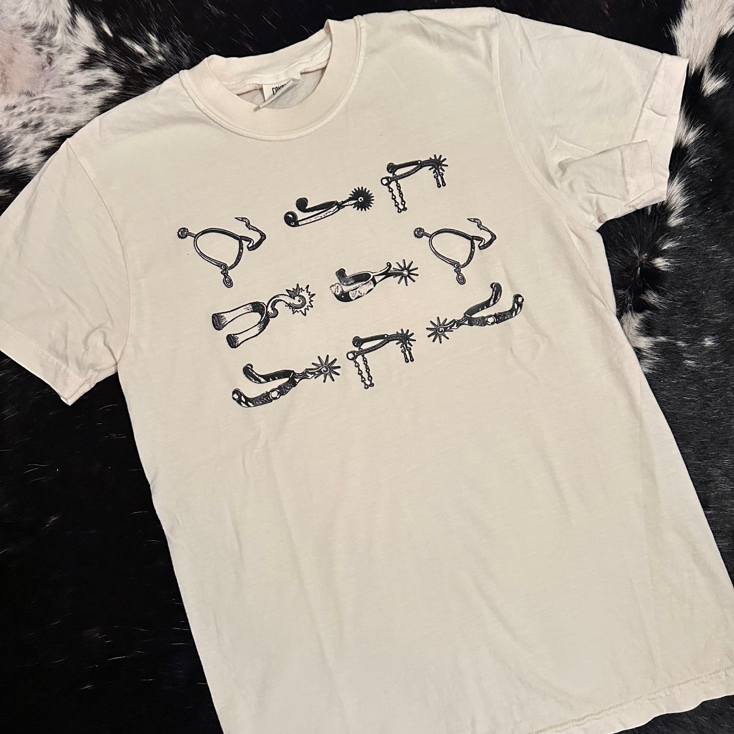 Black Spur Collage Tee- Off White