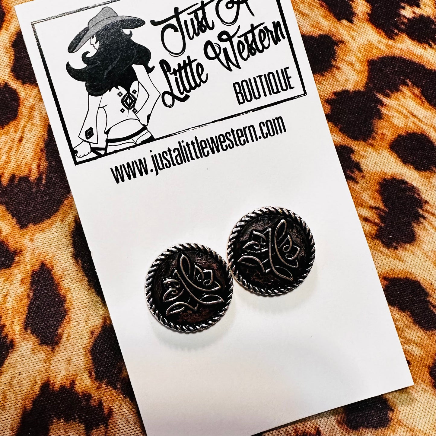 Round Boot Stitch Post Earring