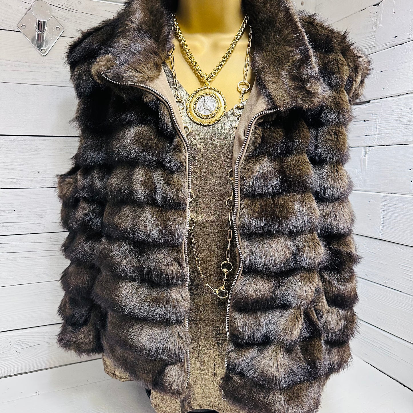 Faux Fur Front Zip Vest- Brown