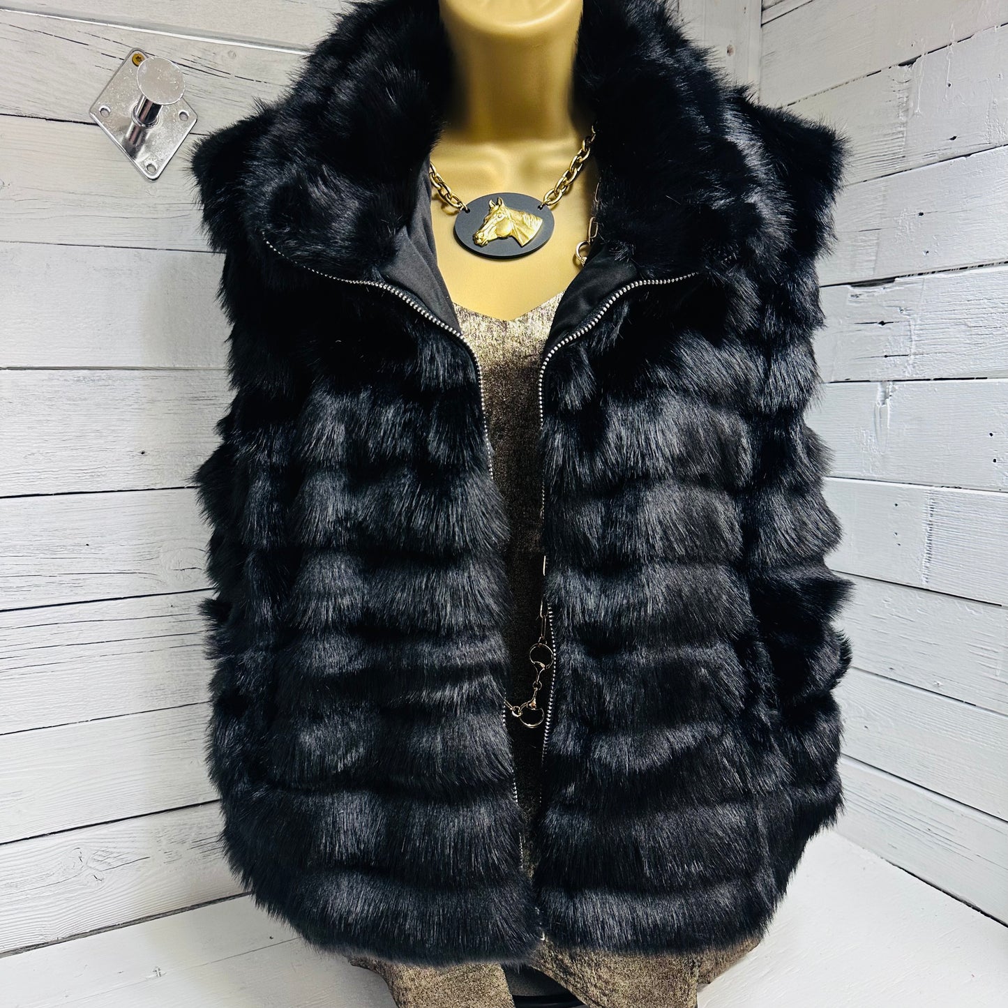 Faux Fur Front Zip Vest- Black