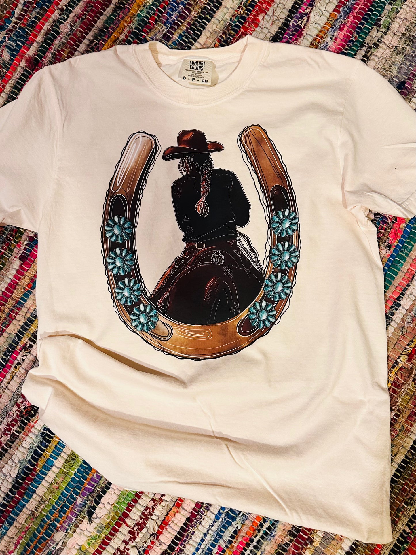Ivory Horseshoe & Cowgirl Tee