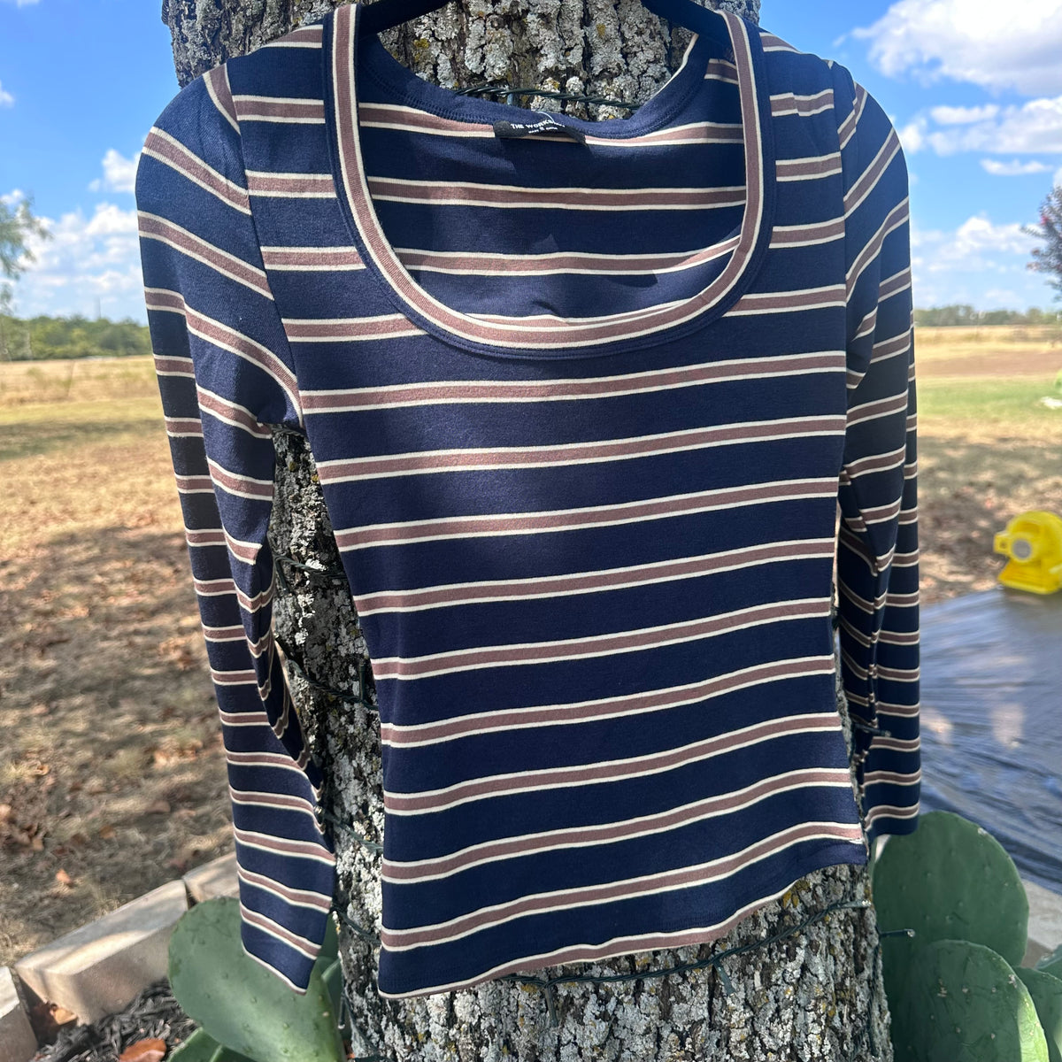 Striped Scoop Neck Knit Top- Navy