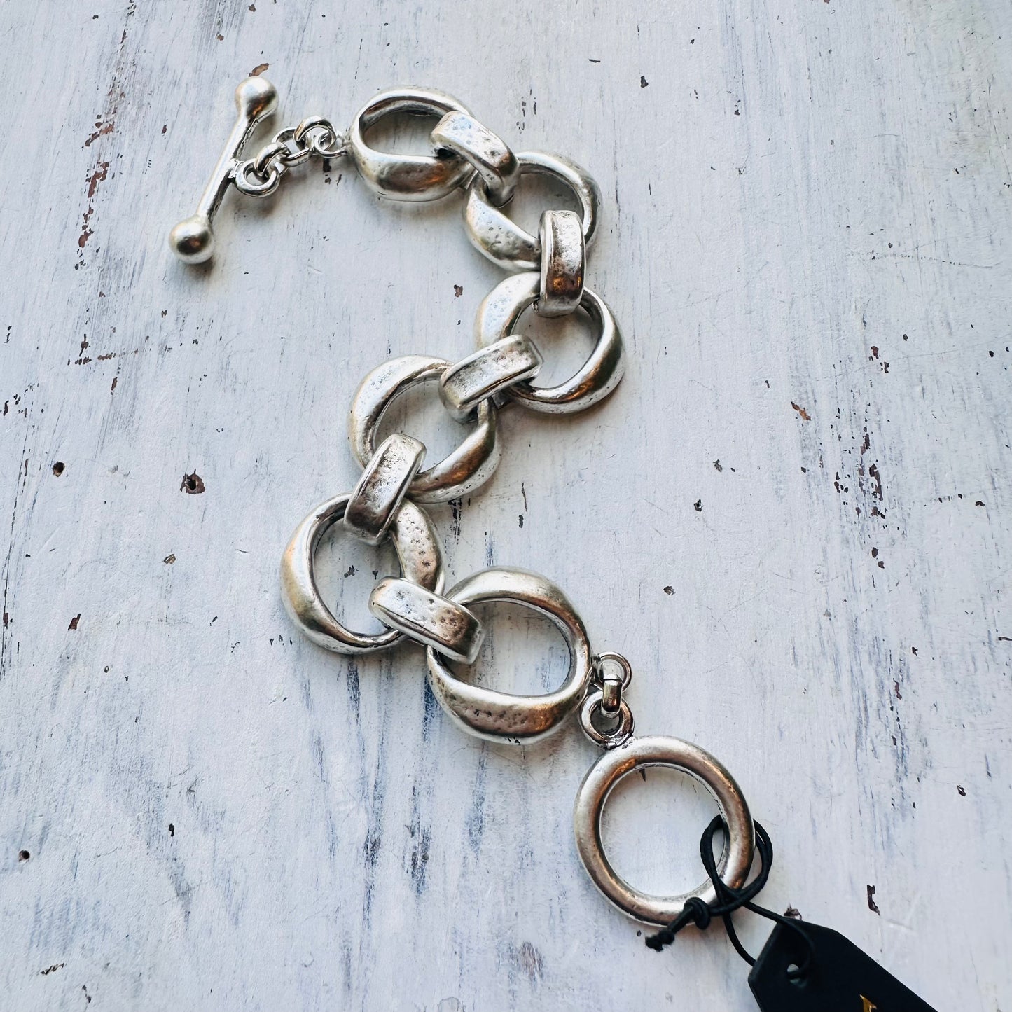 Yochi Silver Chunky Hammered Link Toggle Bracelet