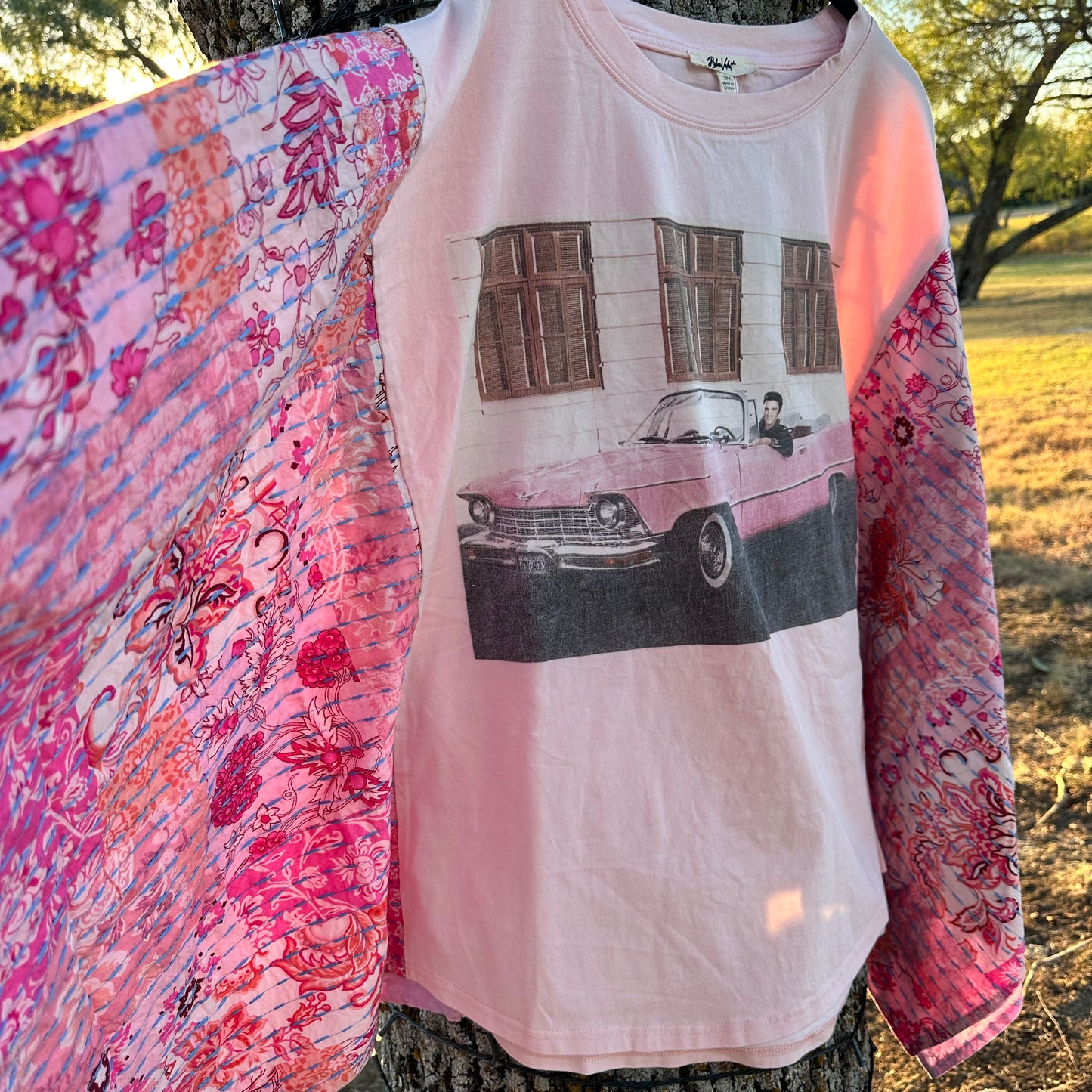 Elvis Print Quilted Sleeve Poncho Top