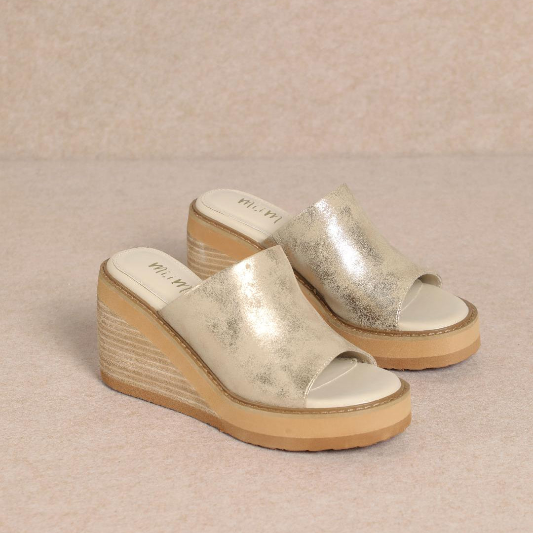 Judy Light Gold Platform Sandals