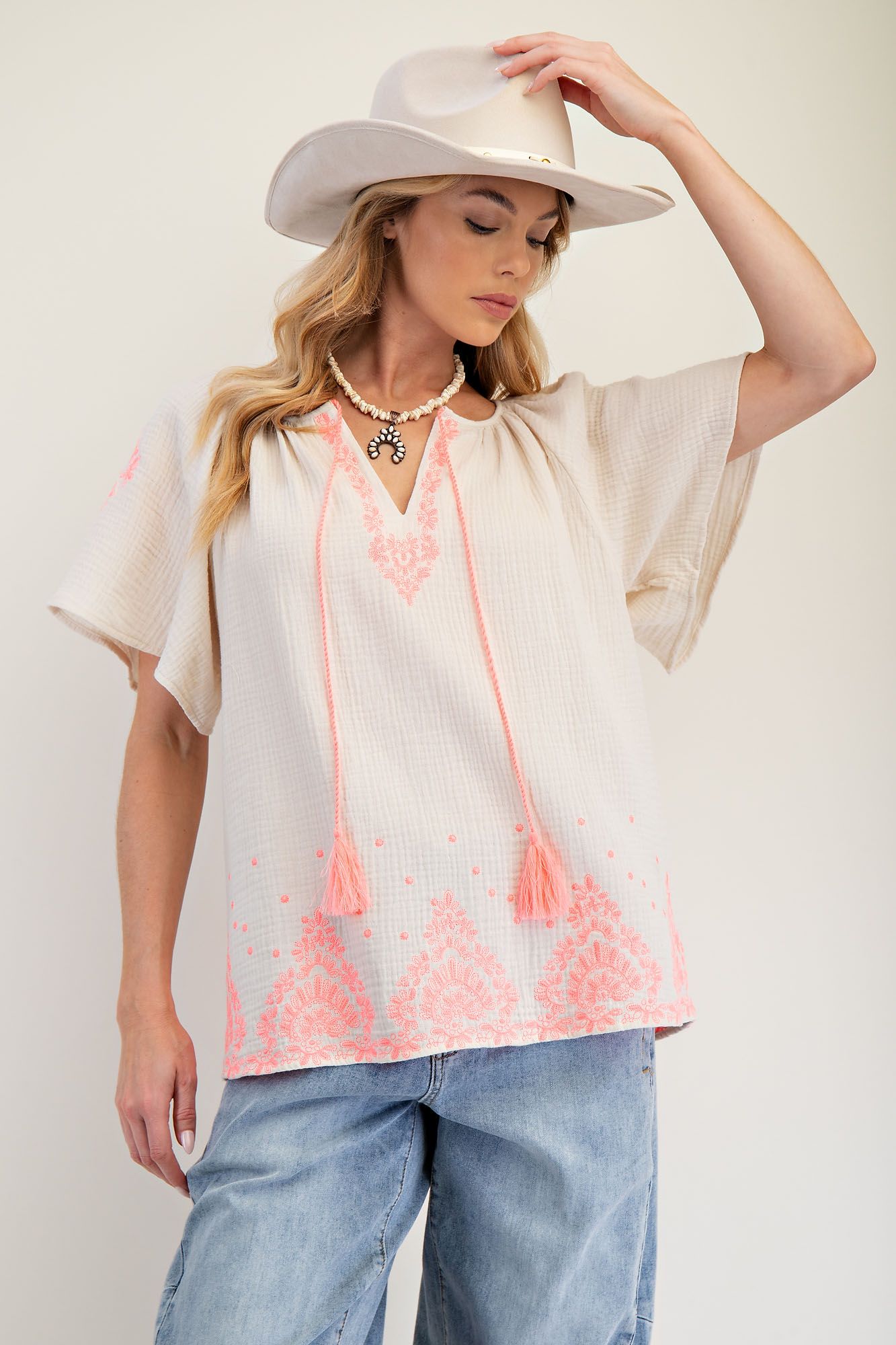 White Embroidered Wing Sleeve Gauze Top