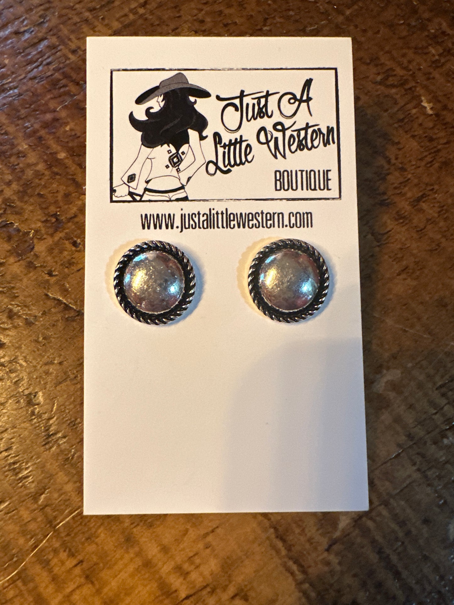 Round Rope Border Stud Post Earring