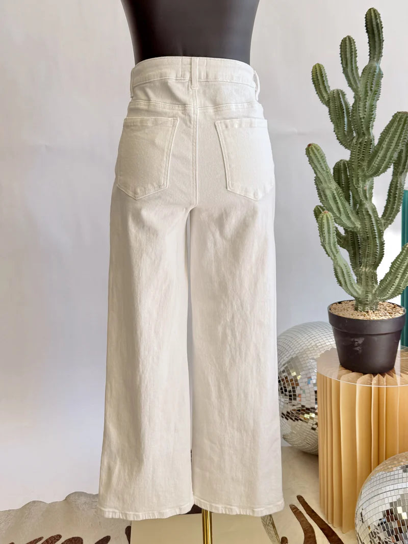 Howdy Design Whipstitched Pocket White Jeans