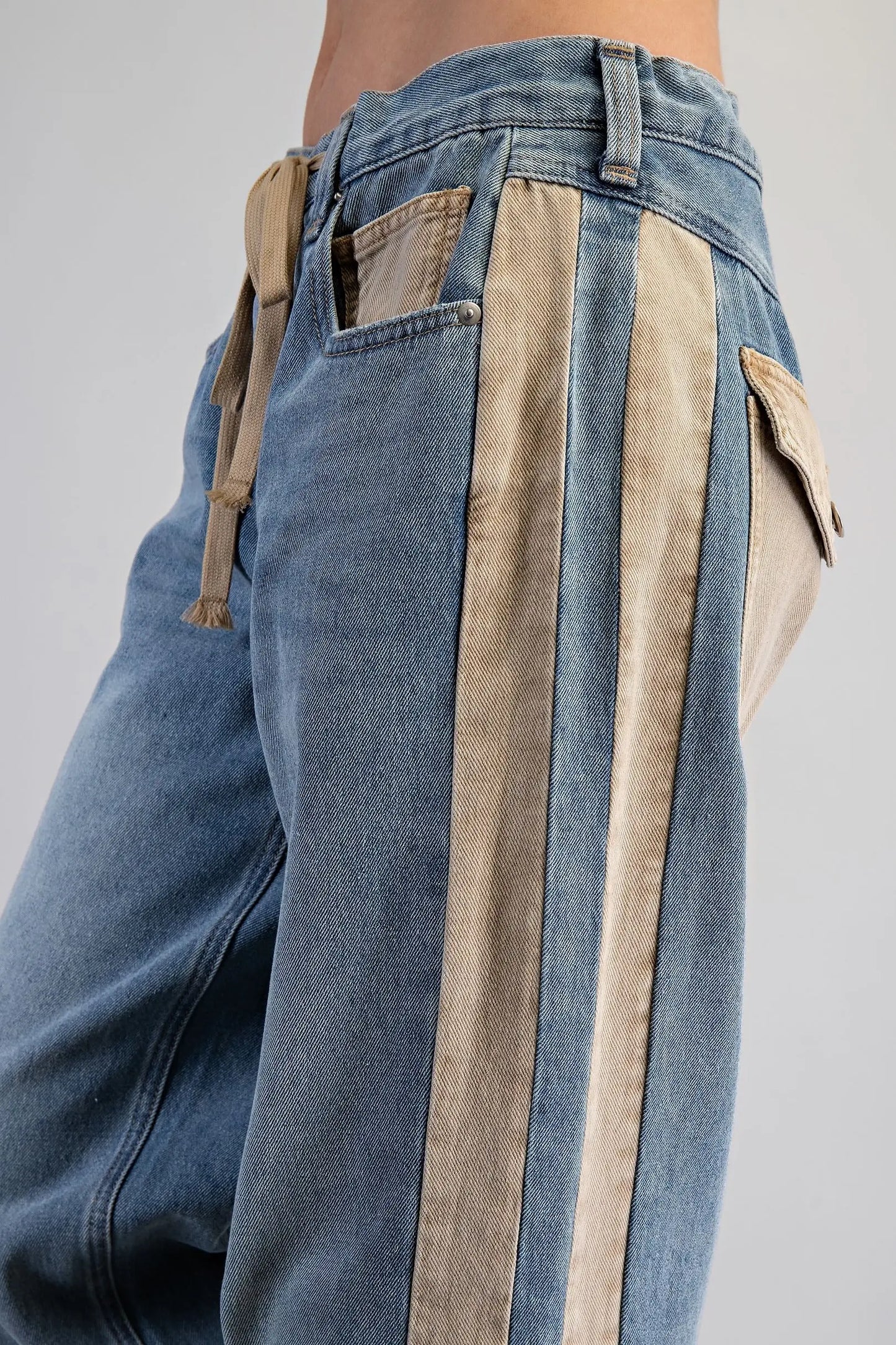 Contrasting Side Stripe Straight Leg Jeans