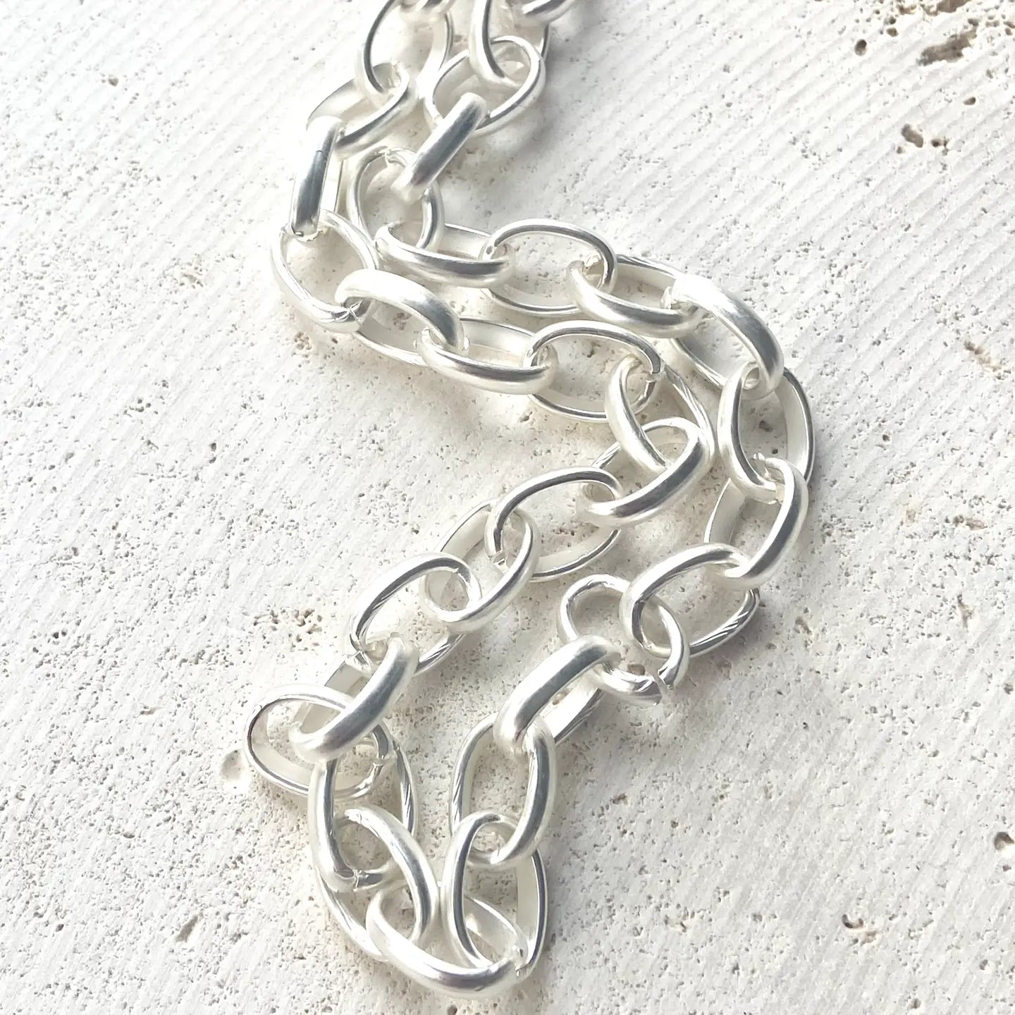 18" Matte Silver Chunky Necklace