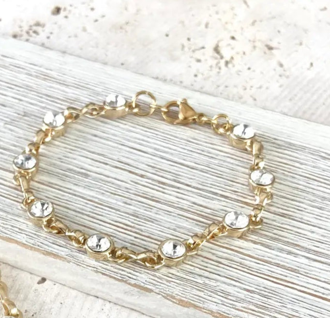 Simple Gold & Crystal Bracelet