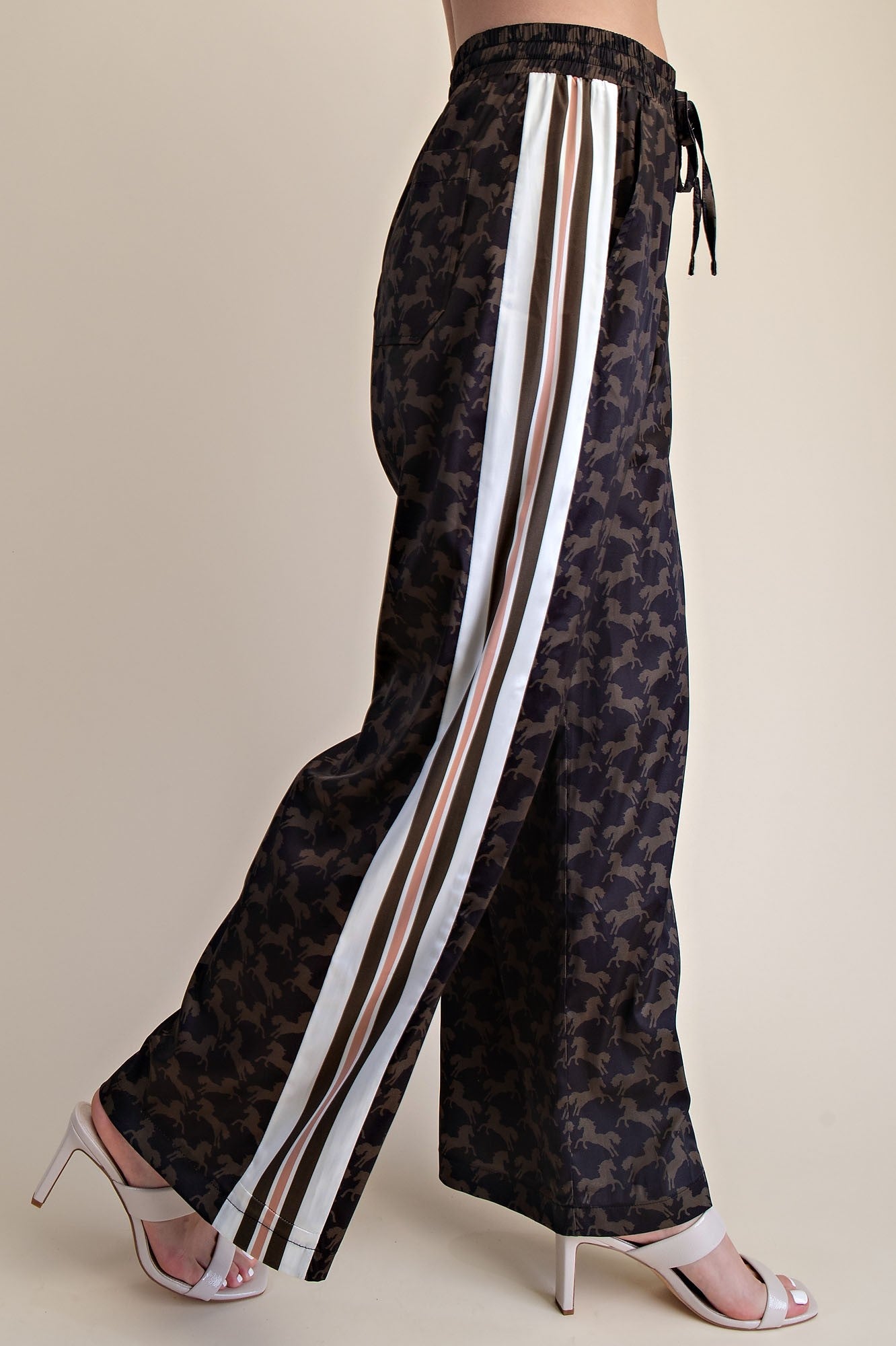 Horse Print Top & Pant Set- Black & Olive