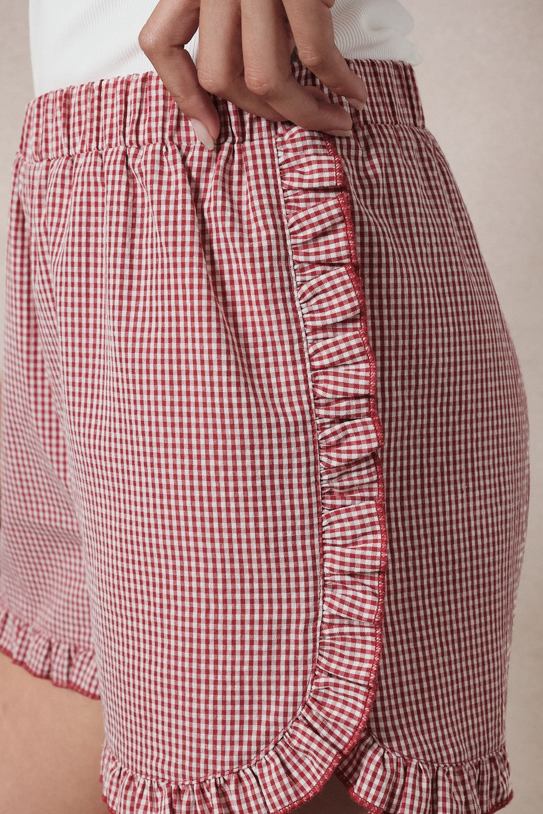 Ruffle Gingham Dolphin Shorts- Red