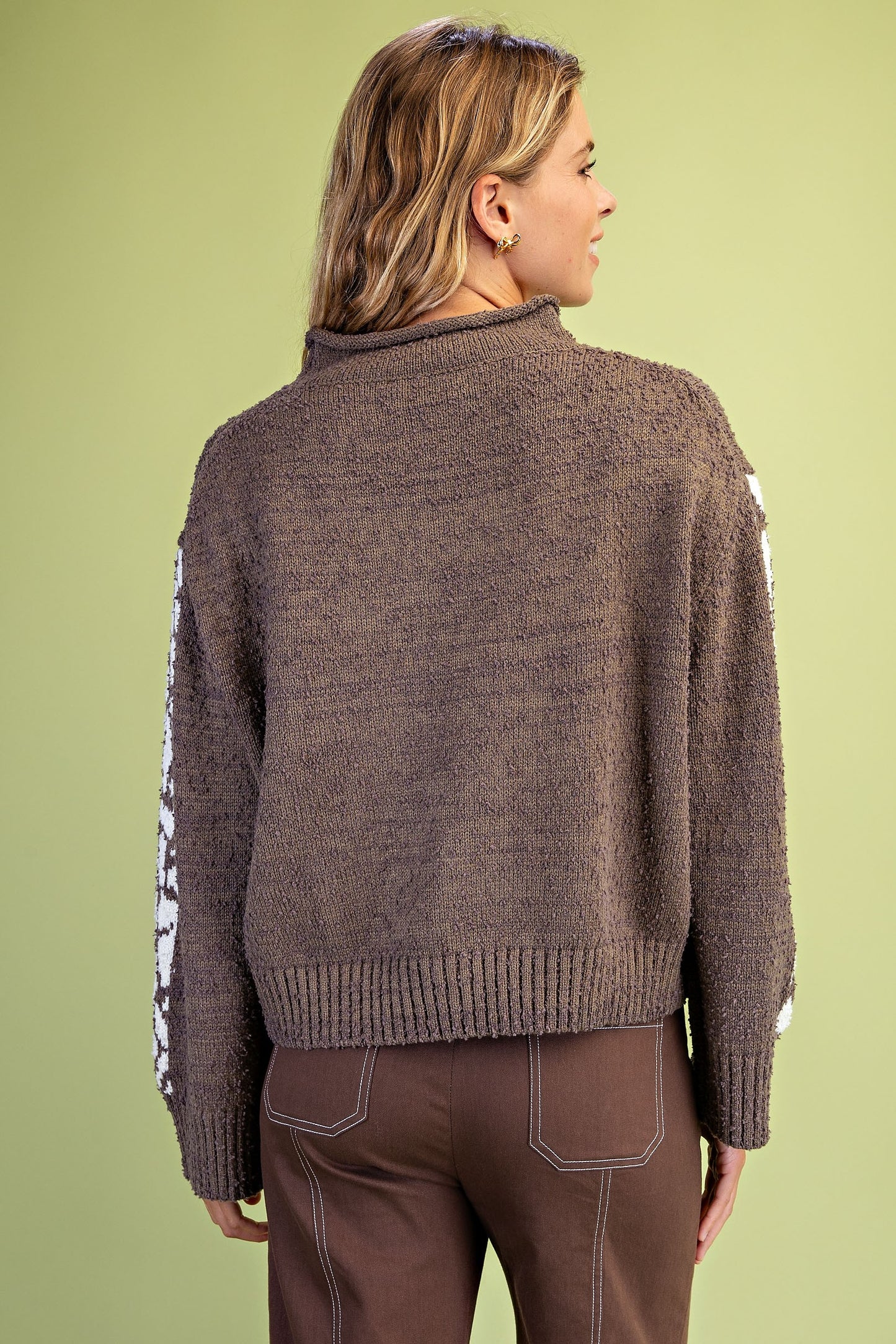Cow Motif Knit Roll-neck Sweater- Ash Brown