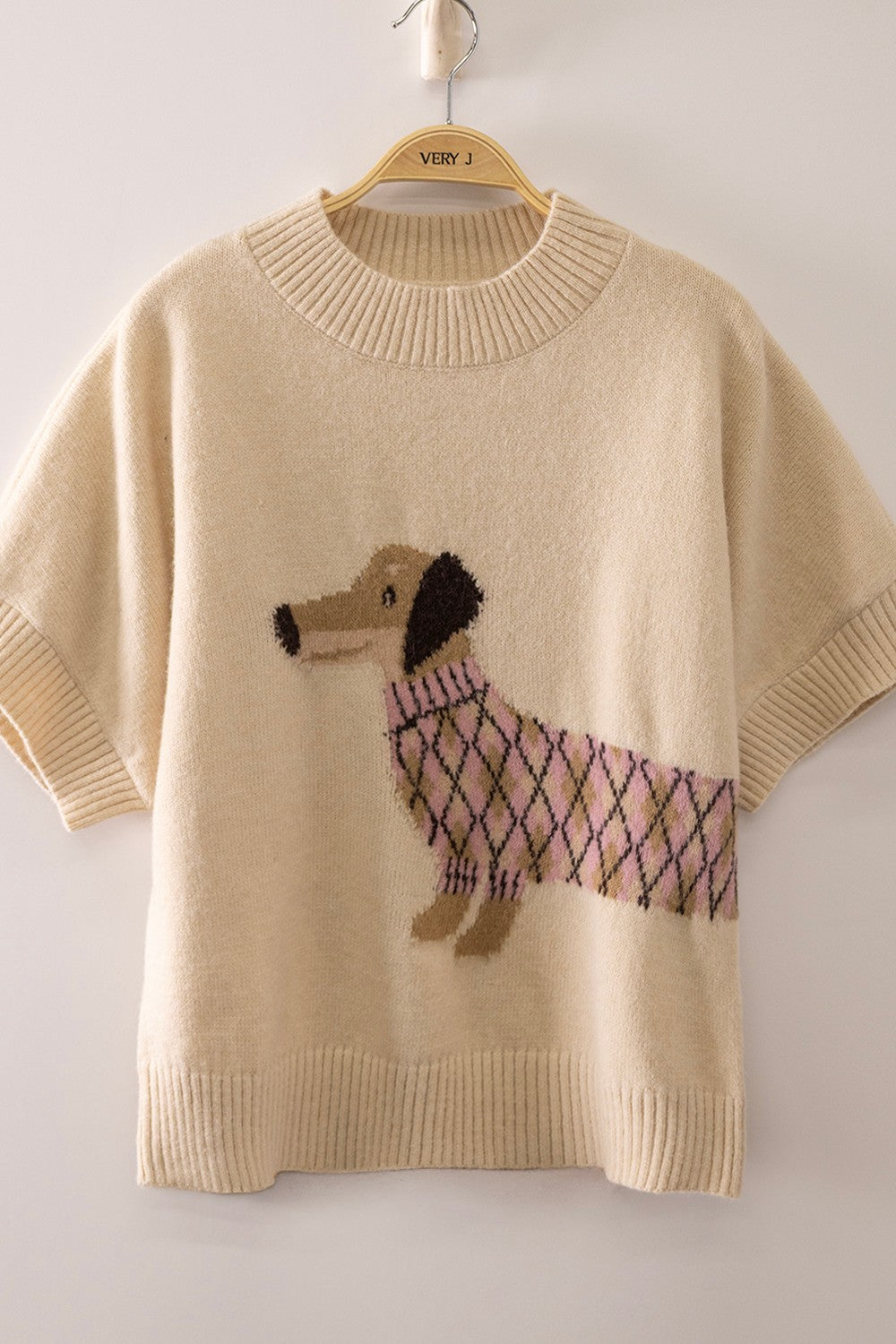 Dachshund Graphic Short Sleeve Sweater- Oatmeal