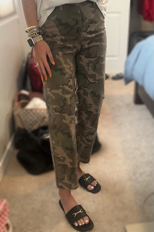 DAZE Denim High Rise Carpenter Crop Pants in Camo