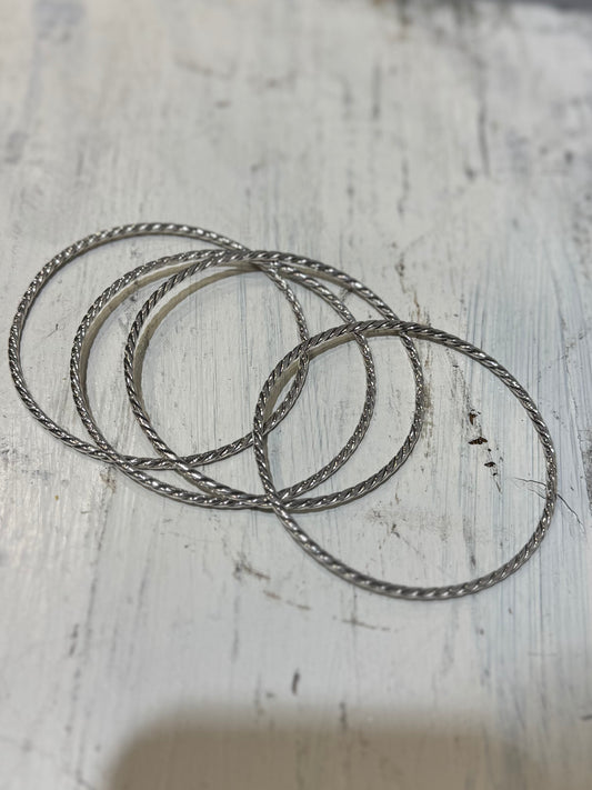 Sterling Silver Thin Rope Bangle