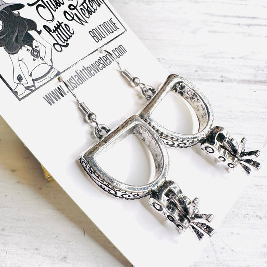 Spur Dangle Earrings