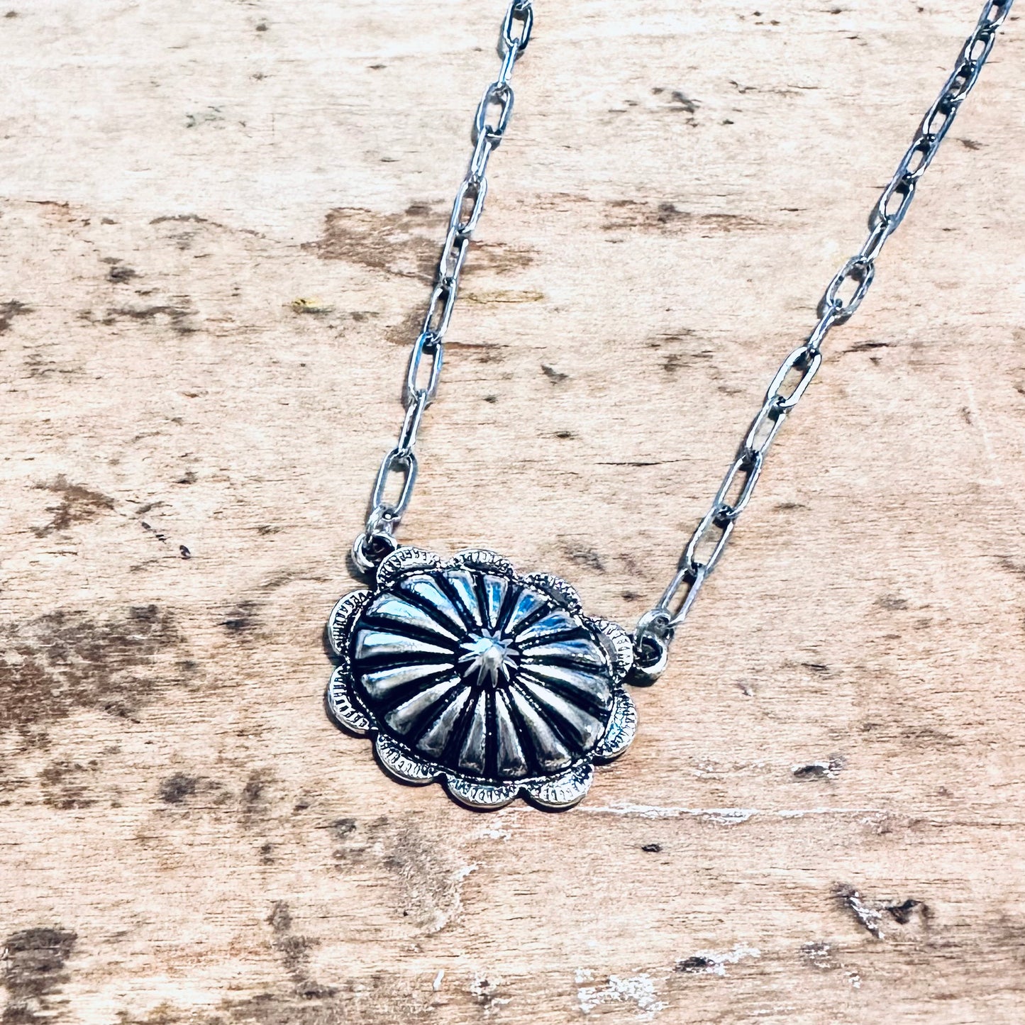 Oval Concho Paperclip Chain Necklace