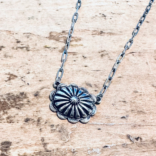 Oval Concho Paperclip Chain Necklace