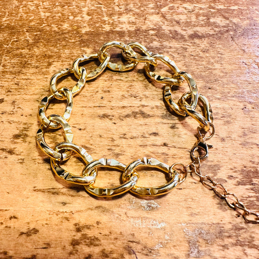 Gold Large Pressed Link Bracelet