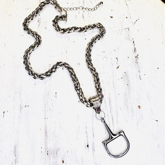 18" Chunky Chain & Bit Pendant Necklace