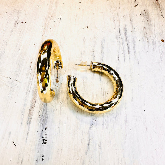 1.5" Textured Gold Hoop Earring