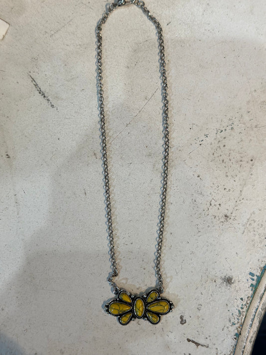 Yellow Small Cluster Necklace