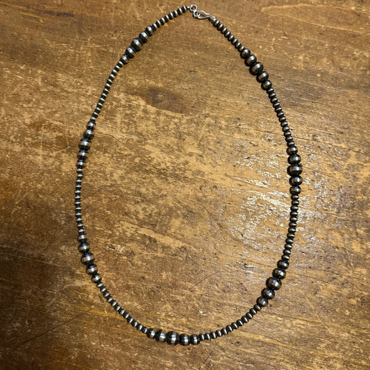 22'' Multi Sized Navajo Pearl Necklace