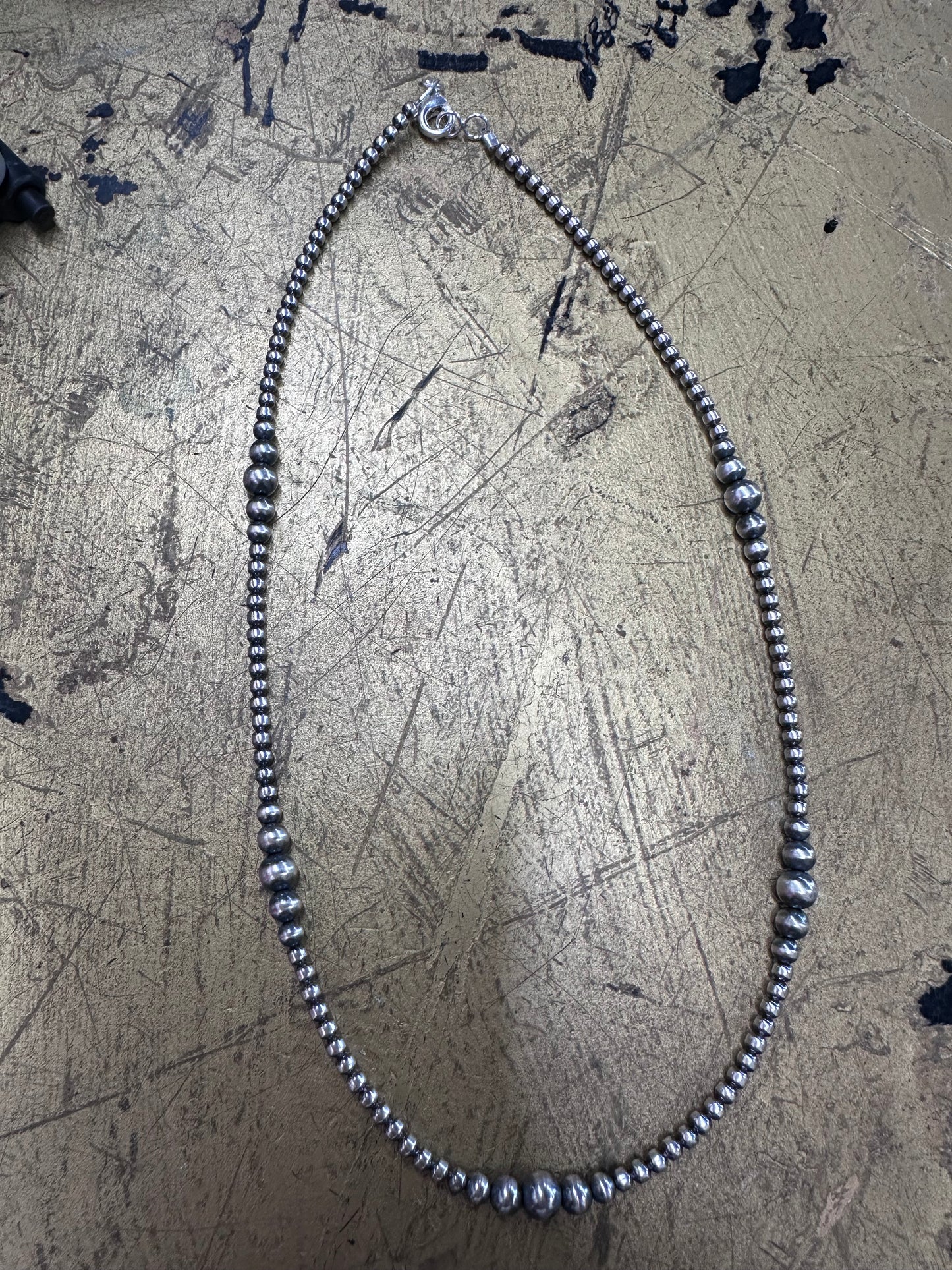 18" Navajo Graduated Bead Necklace