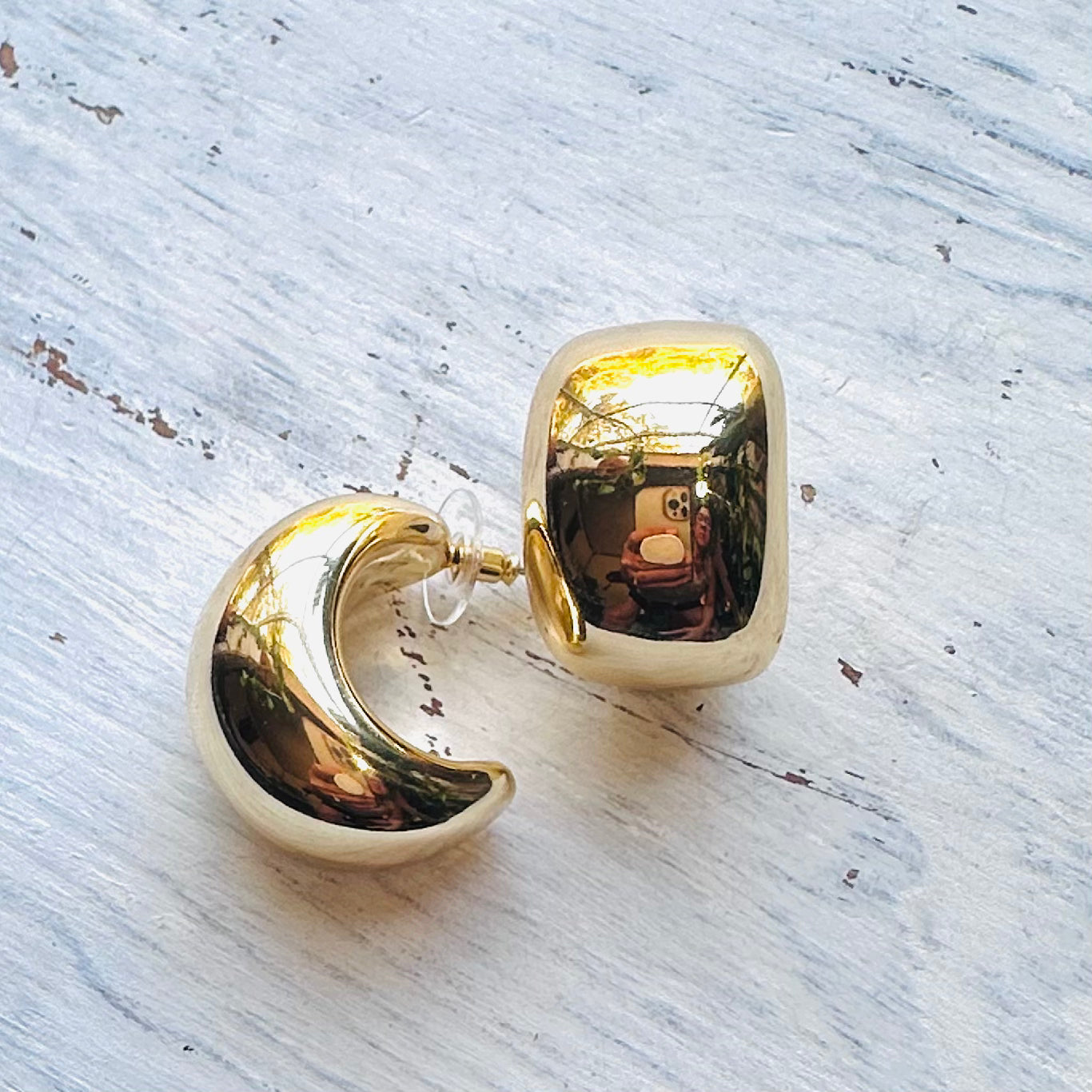 1.25" Chunky Gold Half Hoop Post Earring