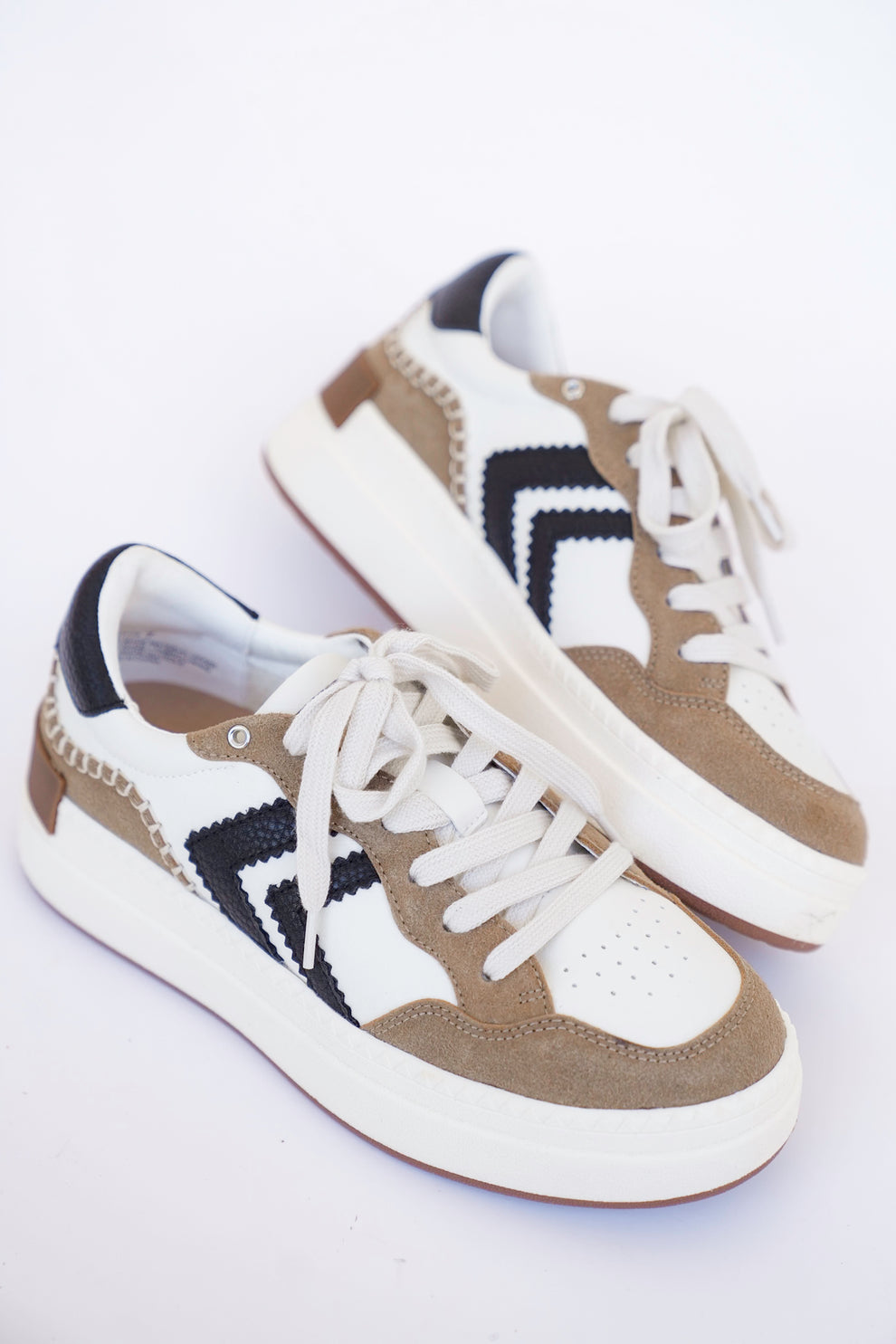 Yellow Box Oculus Sneaker