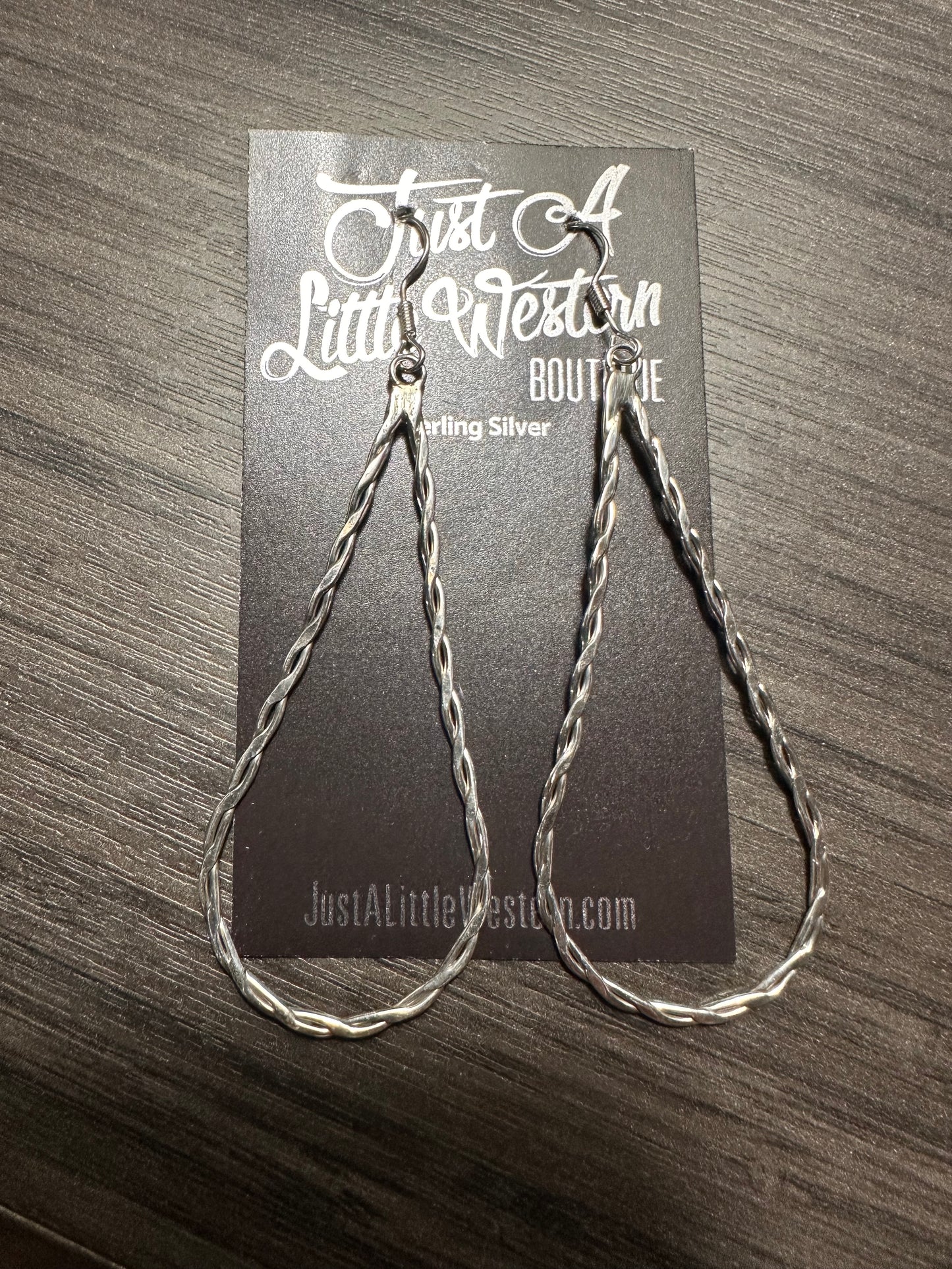 Sterling Silver Teardrop Earring