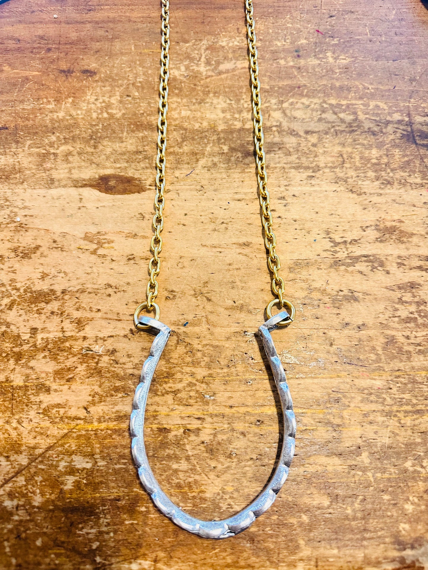 Yochi NY Horse Shoe Necklace
