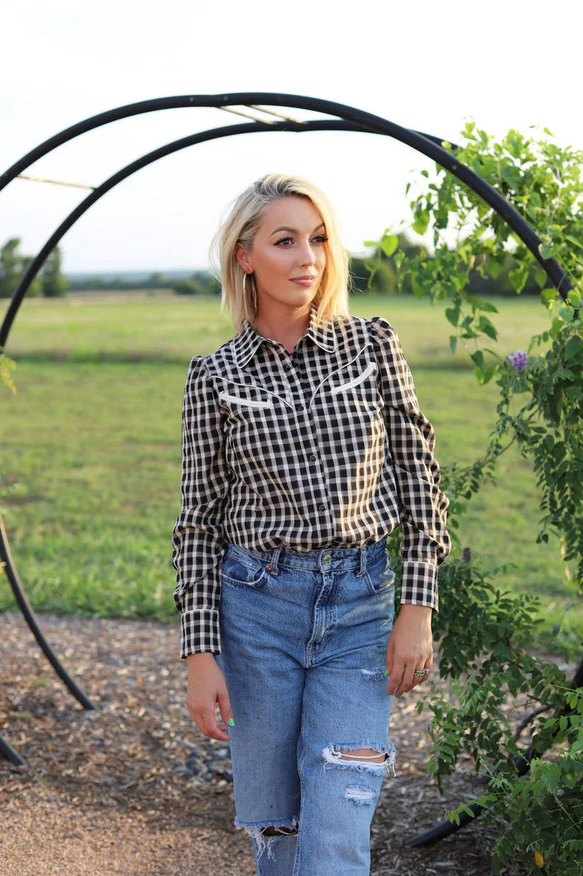 Black Gingham Pearl Snap Long Sleeve Top