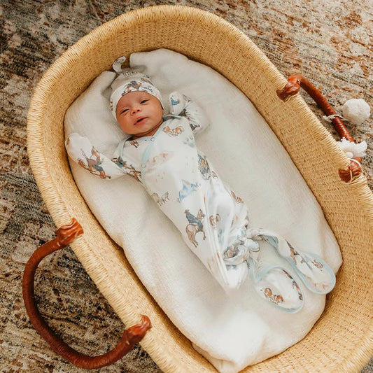 Boone Newborn Knotted Gown