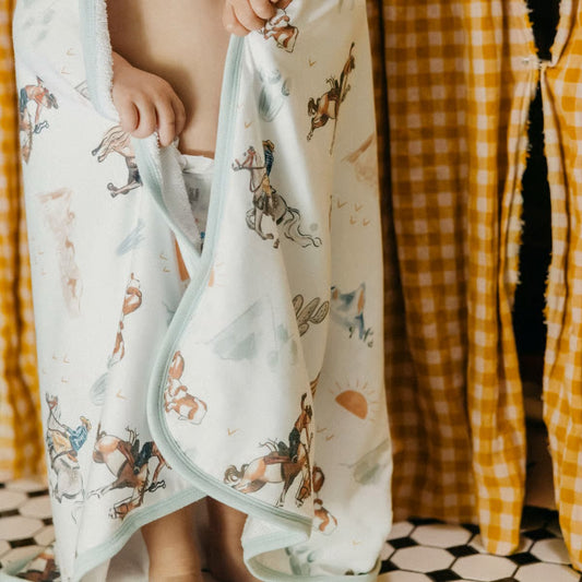 Boone Premium Knit Hooded Towel