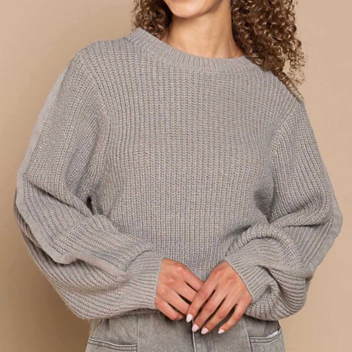 Slouchy Cropped Knit Sweater in Grey Taupe